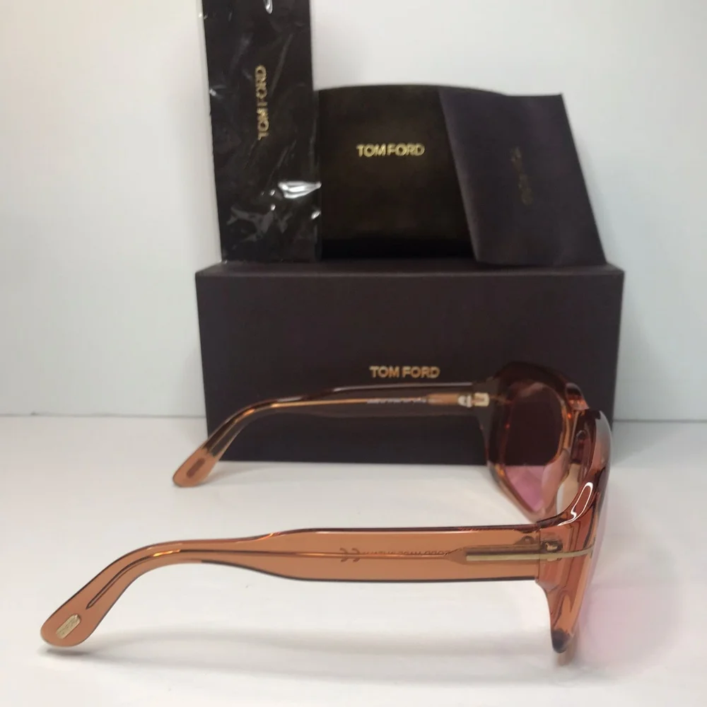 New- 💯 Original TOM FORDBailey TF885 Sunglasses Pink